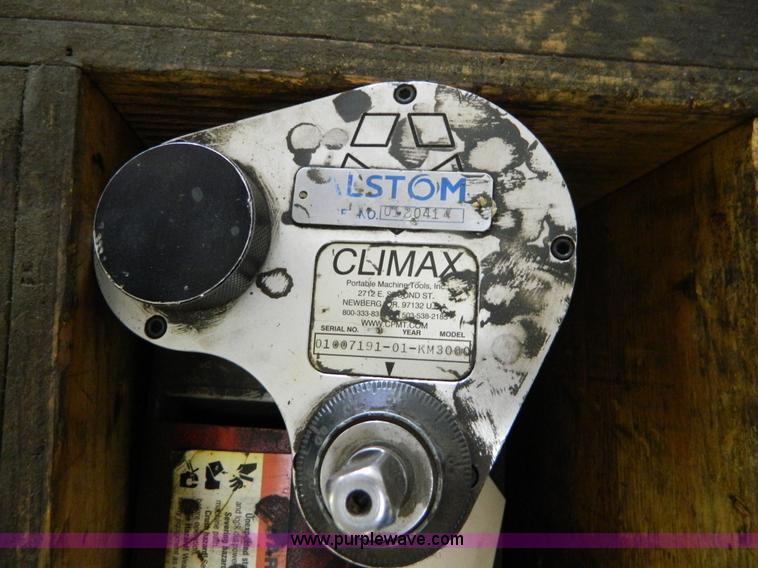 image for item S9107 Climax KM3000 portable keyway cutter