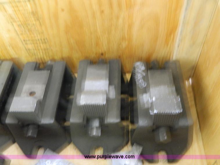 image for item S9131 Davis tool chuck jaws