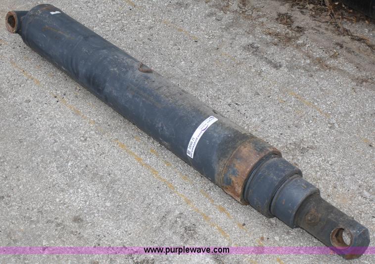 image for item U9592 Three stage cylinder