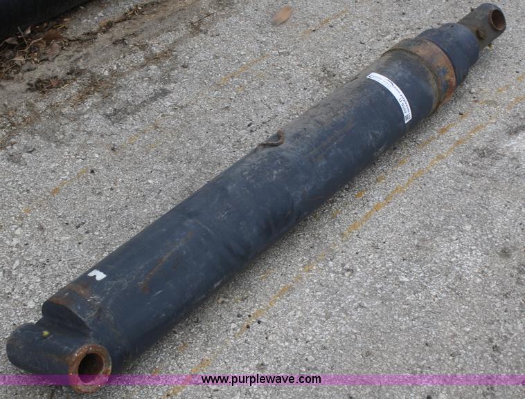 image for item U9592 Three stage cylinder