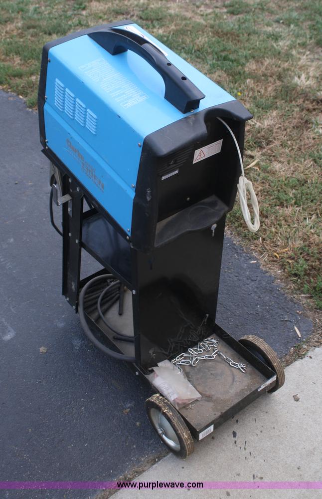 image for item U9659 Clarke Weld MIG 130EN welder