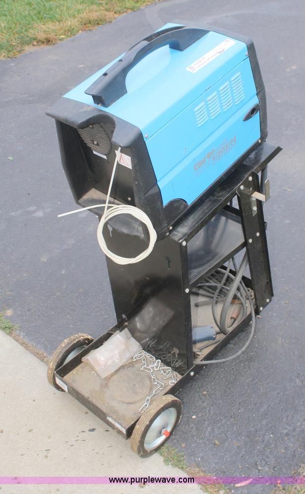image for item U9659 Clarke Weld MIG 130EN welder