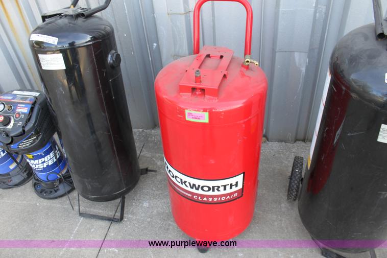 image for item V9321 (2) air tanks