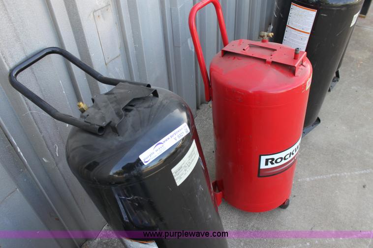 image for item V9321 (2) air tanks