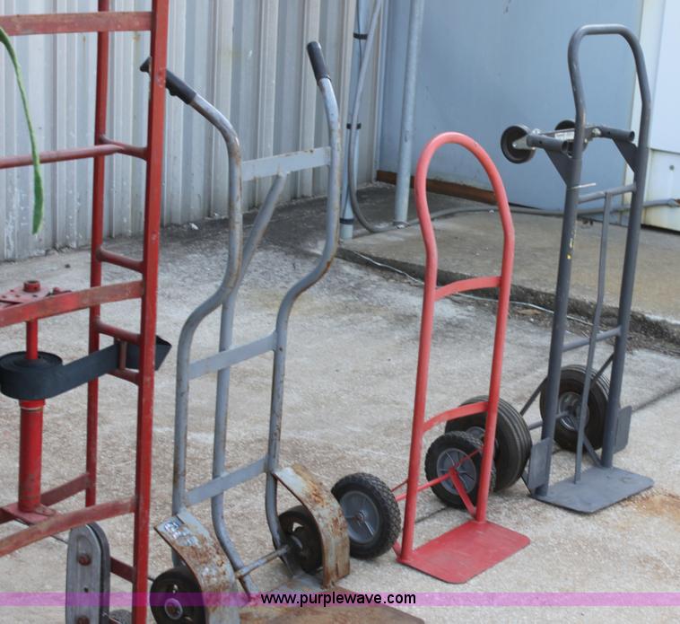 image for item V9324 (5) assorted dollies