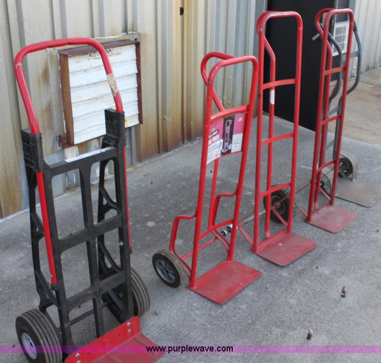 image for item V9327 (5) assorted dollies