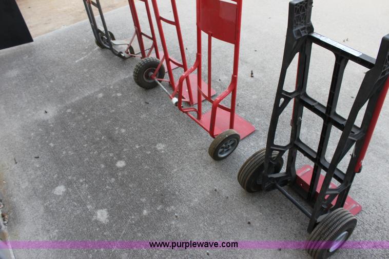 image for item V9327 (5) assorted dollies