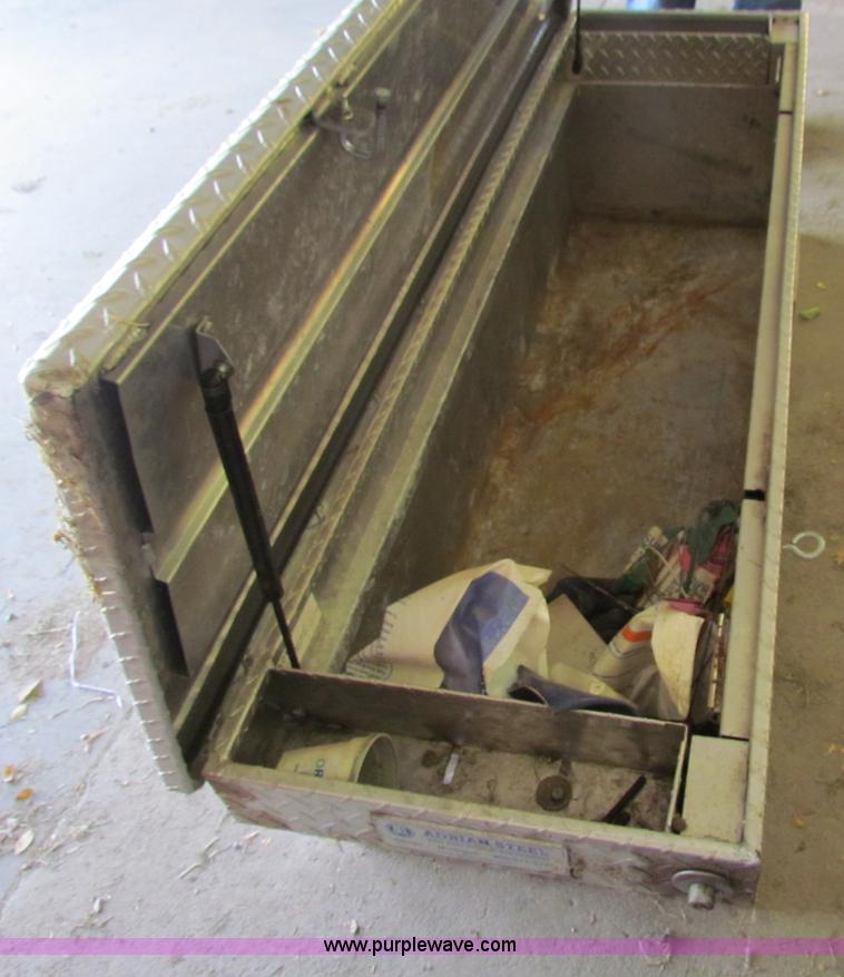 image for item V9362 Adrian aluminum toolbox