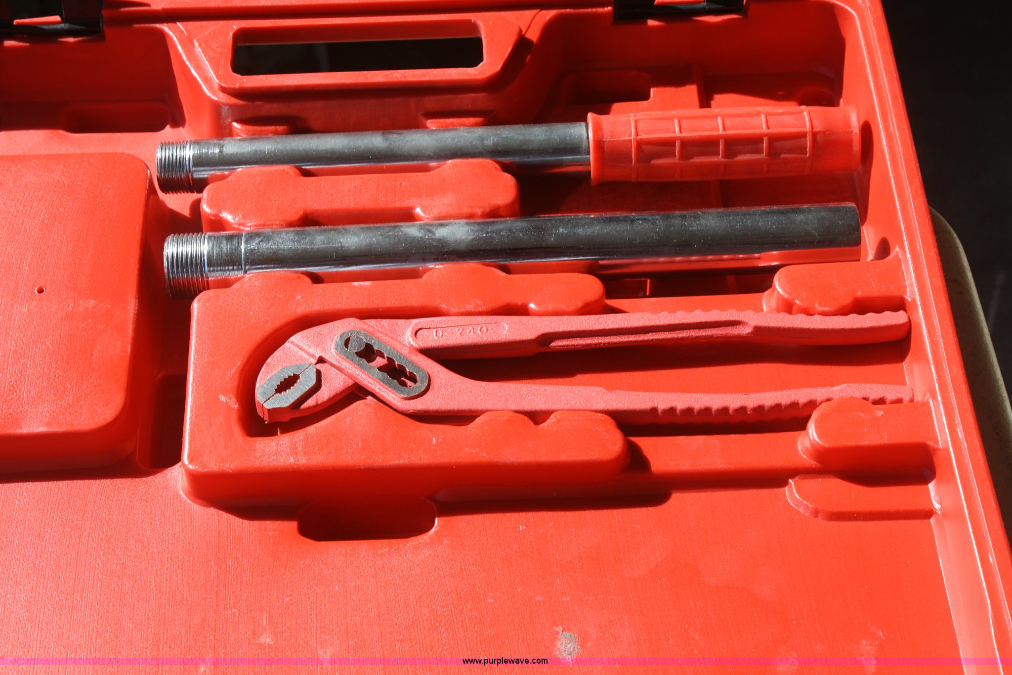 Cummins pipe threader kit in Tonganoxie 