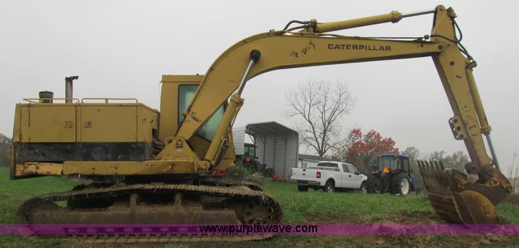 image for item B2927 1985 Caterpillar 225 excavator