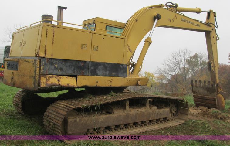 image for item B2927 1985 Caterpillar 225 excavator