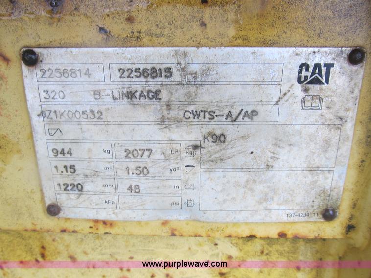 image for item B2927 1985 Caterpillar 225 excavator