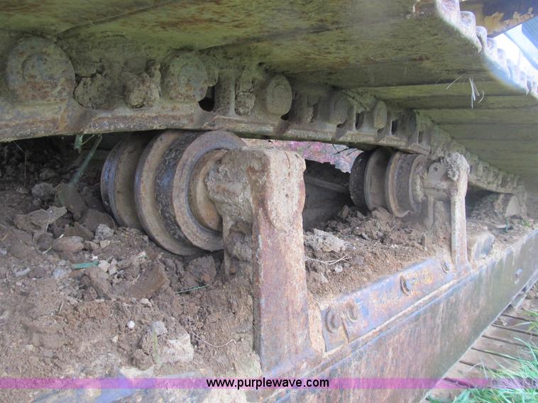image for item B2927 1985 Caterpillar 225 excavator