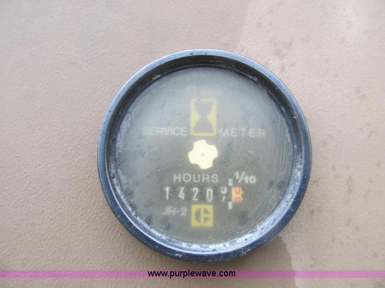 image for item B2927 1985 Caterpillar 225 excavator