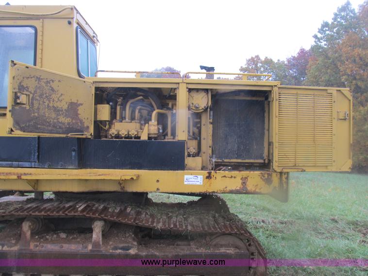 image for item B2927 1985 Caterpillar 225 excavator