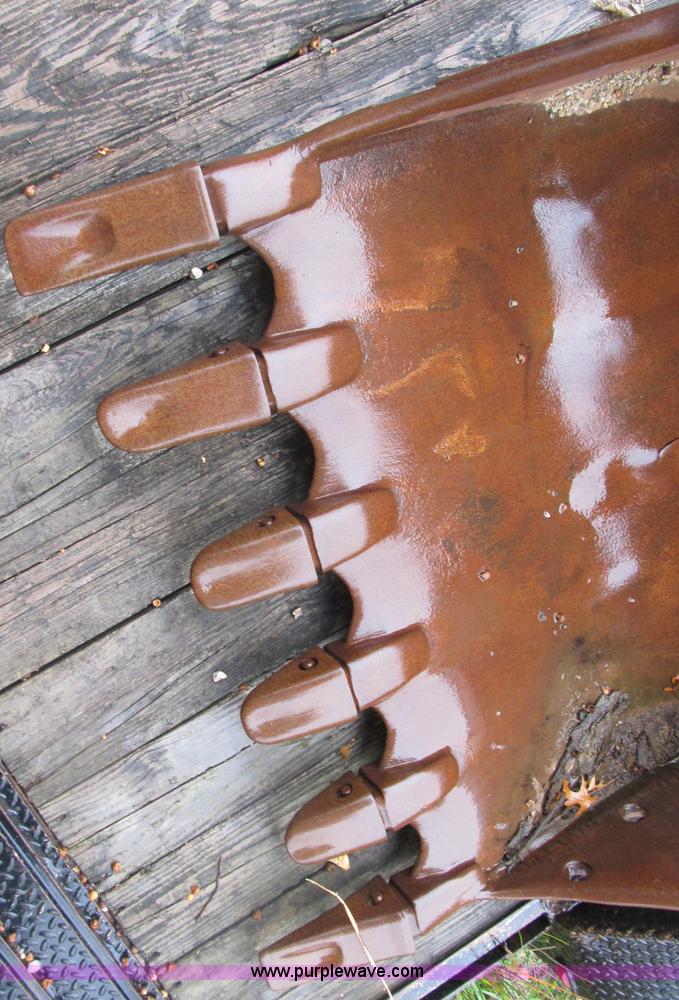 image for item B2927 1985 Caterpillar 225 excavator