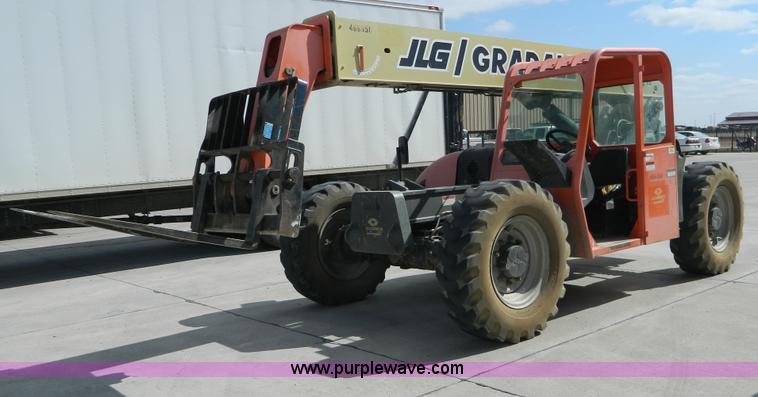 image for item B3935 2003 JLG Gradall G6-42A telehandler