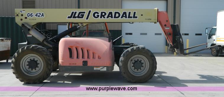 image for item B3935 2003 JLG Gradall G6-42A telehandler
