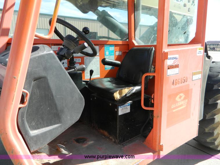 image for item B3935 2003 JLG Gradall G6-42A telehandler