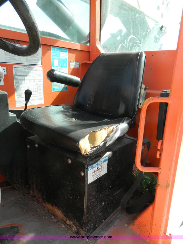 image for item B3935 2003 JLG Gradall G6-42A telehandler