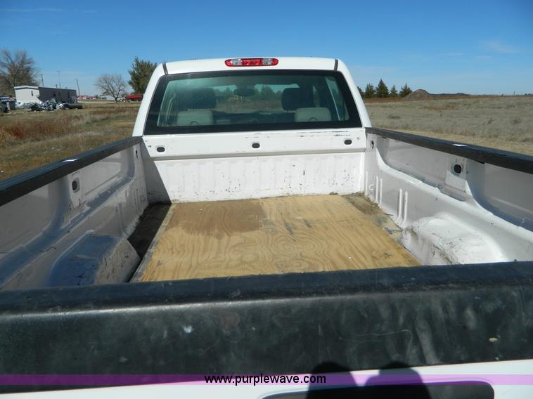 image for item B3945 2009 Chevrolet Silverado K2500HD Crew Cab pickup truck