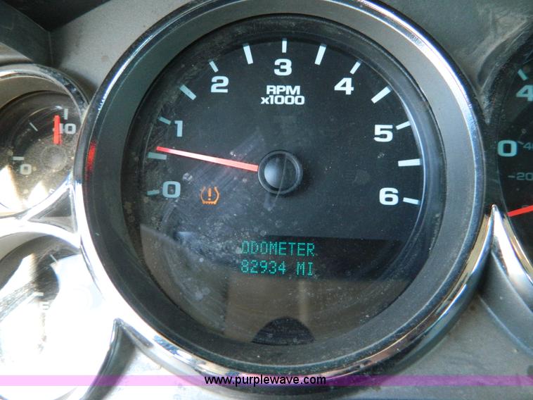 image for item B3945 2009 Chevrolet Silverado K2500HD Crew Cab pickup truck