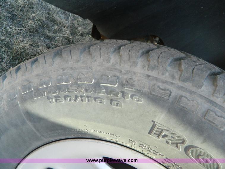 image for item B3945 2009 Chevrolet Silverado K2500HD Crew Cab pickup truck