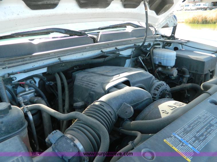 image for item B3945 2009 Chevrolet Silverado K2500HD Crew Cab pickup truck