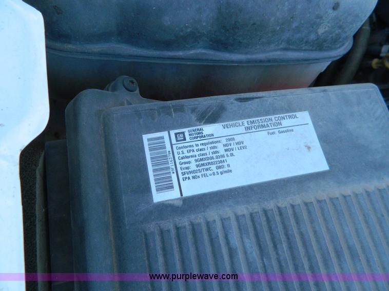 image for item B3945 2009 Chevrolet Silverado K2500HD Crew Cab pickup truck