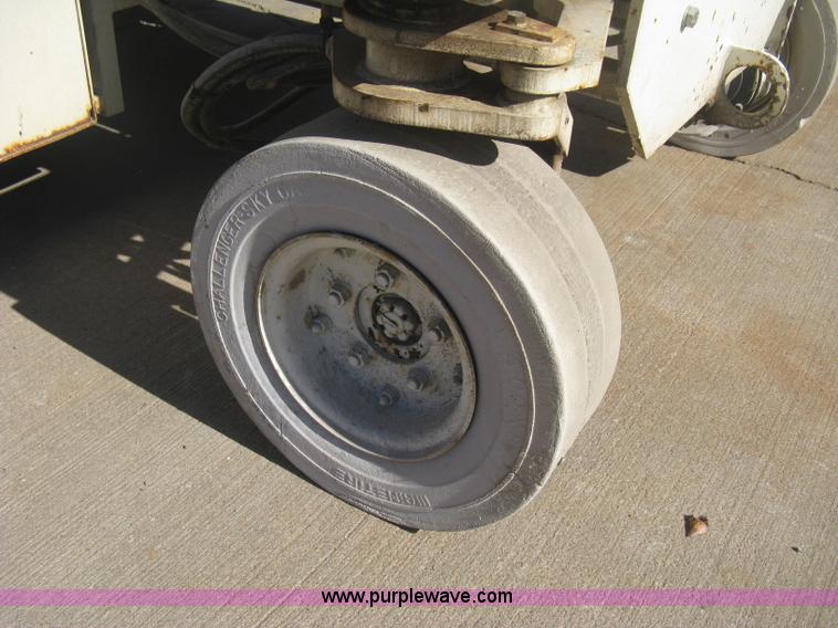 image for item B8264 Terex/Marklift CH30EP scissor lift