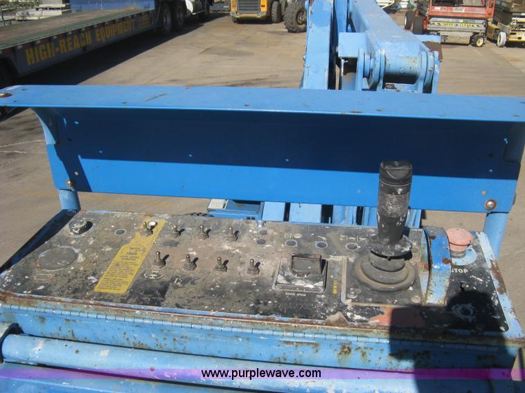 image for item B8268 1993 Genie Z-45/22 knuckle boom lift