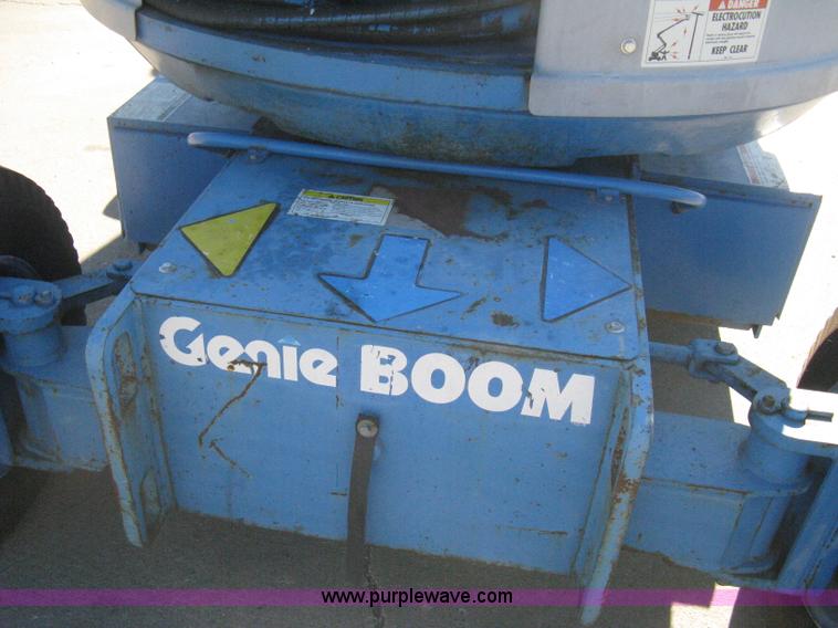 image for item B8268 1993 Genie Z-45/22 knuckle boom lift