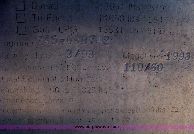 image for item B8268 1993 Genie Z-45/22 knuckle boom lift