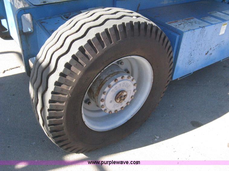 image for item B8268 1993 Genie Z-45/22 knuckle boom lift