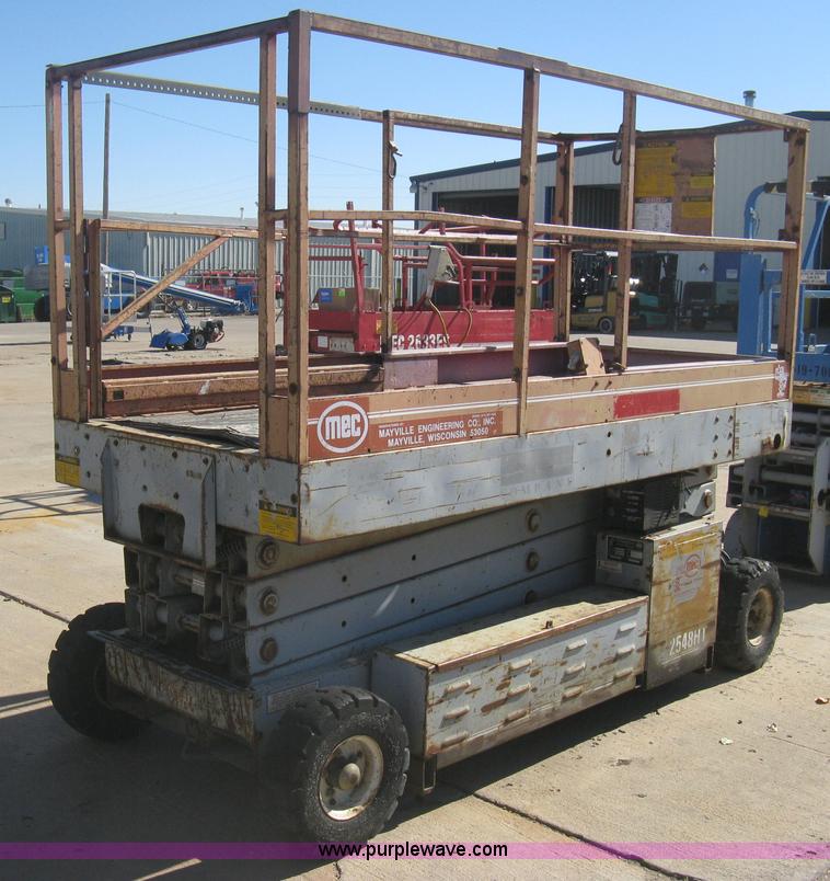 image for item B8270 Mec 2548 HT scissor lift