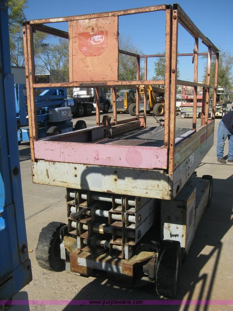 image for item B8270 Mec 2548 HT scissor lift