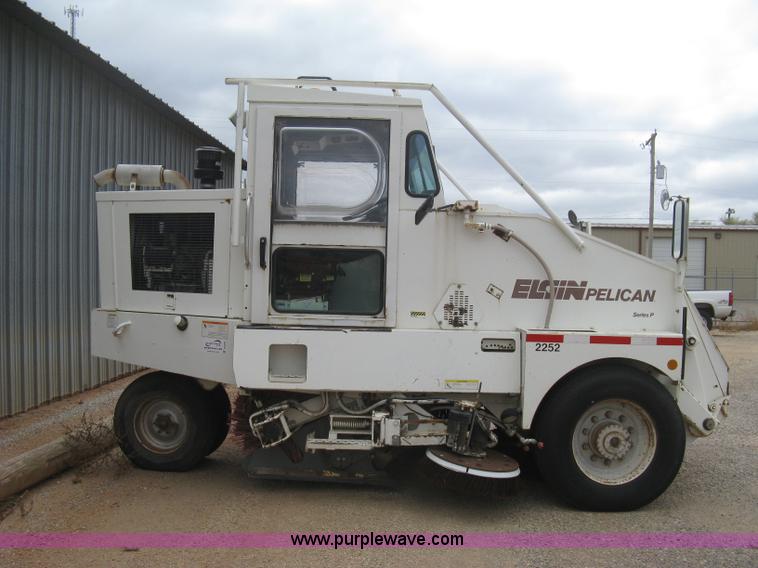 image for item B8288 1998 Elgin Pelican Series P street sweeper