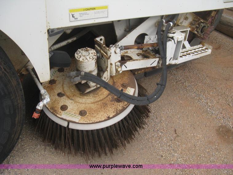image for item B8288 1998 Elgin Pelican Series P street sweeper
