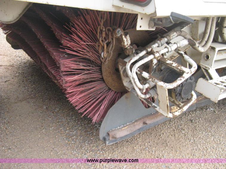 image for item B8288 1998 Elgin Pelican Series P street sweeper