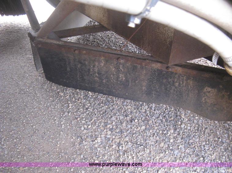 image for item B8288 1998 Elgin Pelican Series P street sweeper