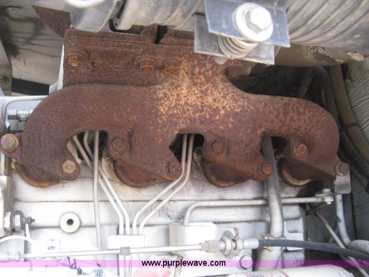 image for item B8288 1998 Elgin Pelican Series P street sweeper