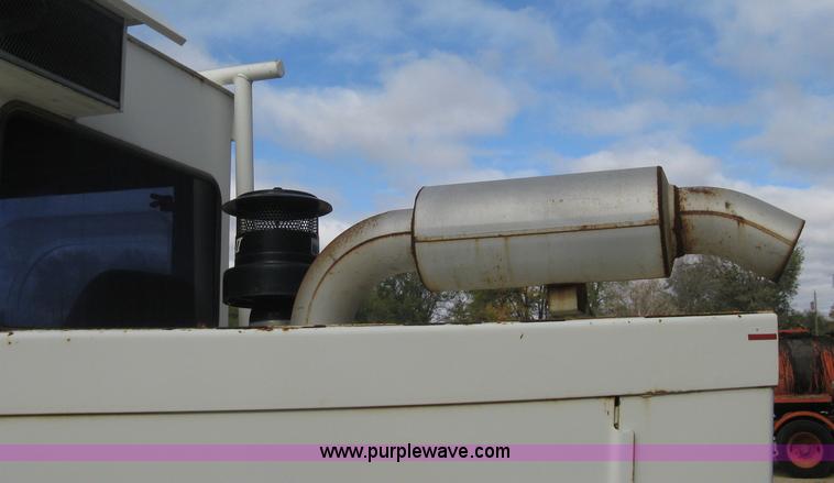 image for item B8288 1998 Elgin Pelican Series P street sweeper