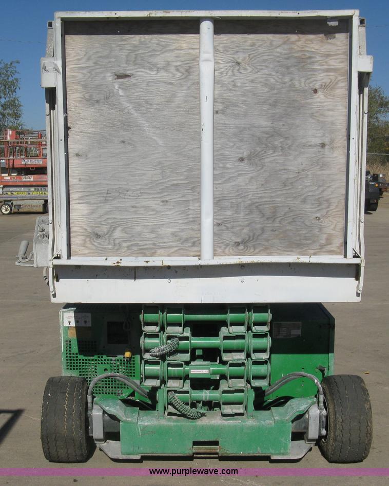 image for item B8293 1997 Mec 2558D scissor lift