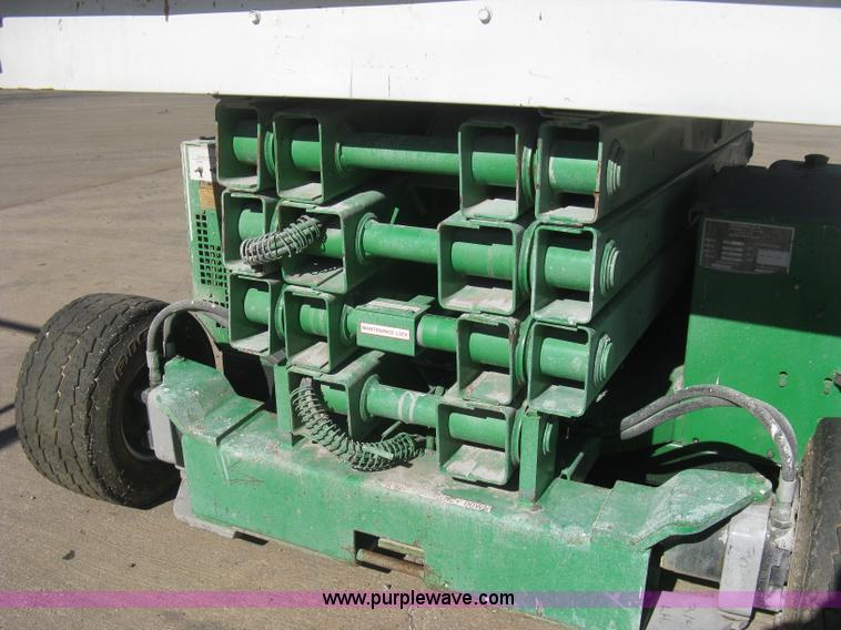 image for item B8293 1997 Mec 2558D scissor lift