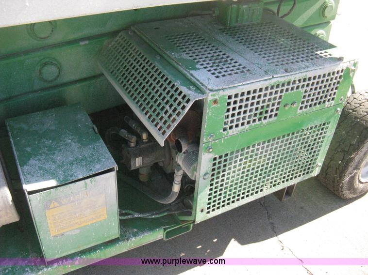 image for item B8293 1997 Mec 2558D scissor lift