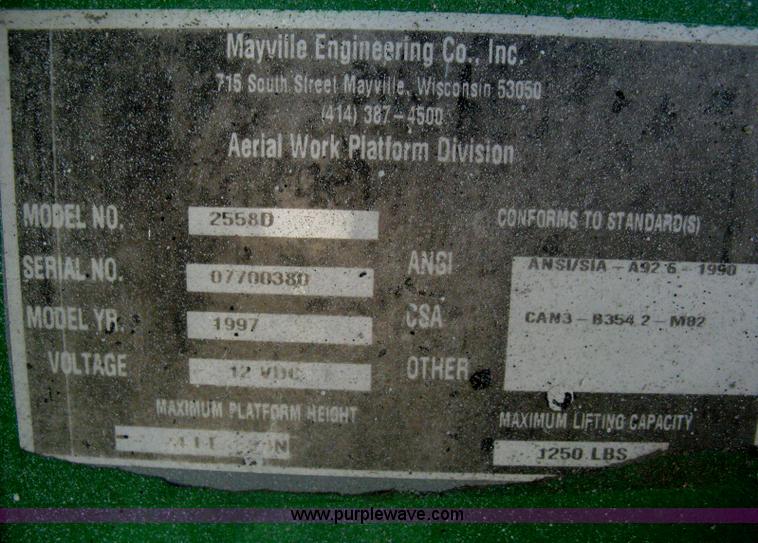 image for item B8293 1997 Mec 2558D scissor lift