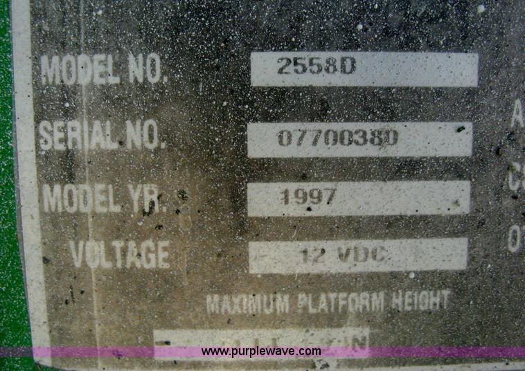 image for item B8293 1997 Mec 2558D scissor lift