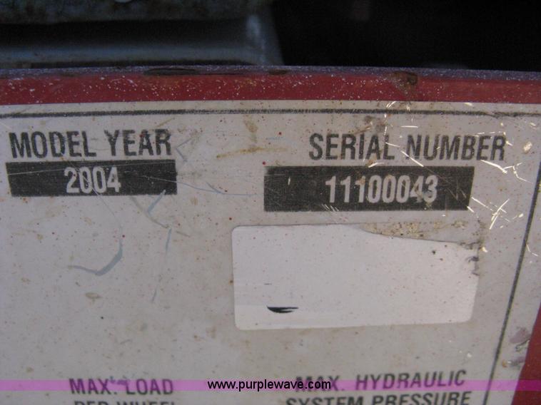 image for item B8294 2004 Mec 2633ES scissor lift