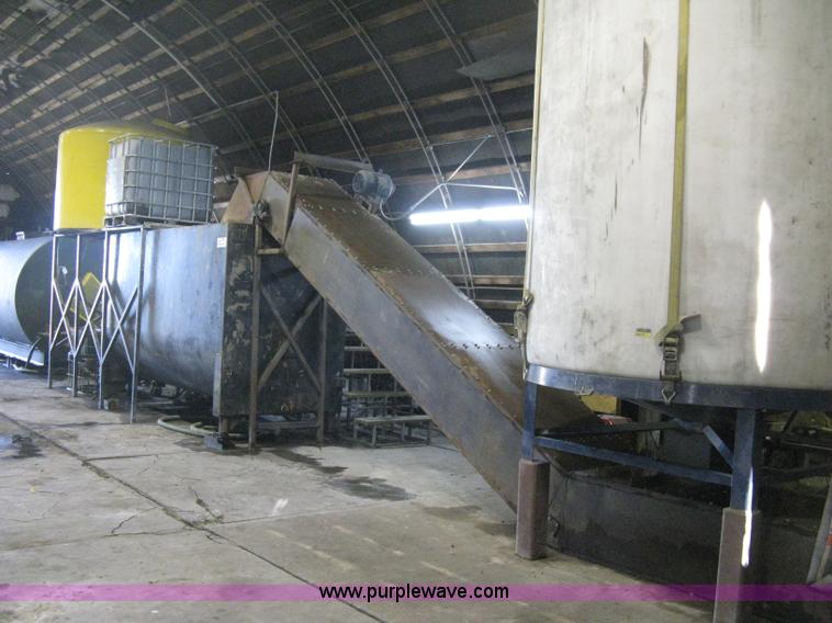 image for item B8297 Asphalt seal coating plant