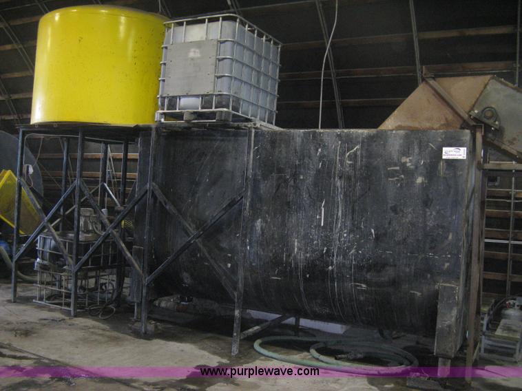 image for item B8297 Asphalt seal coating plant